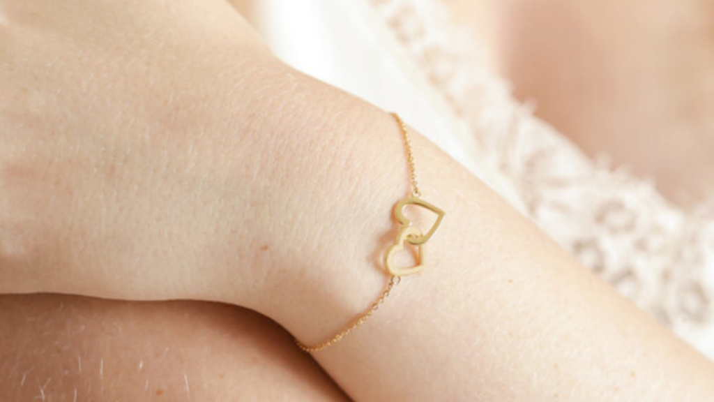 Shop Personalized Heart Bracelets